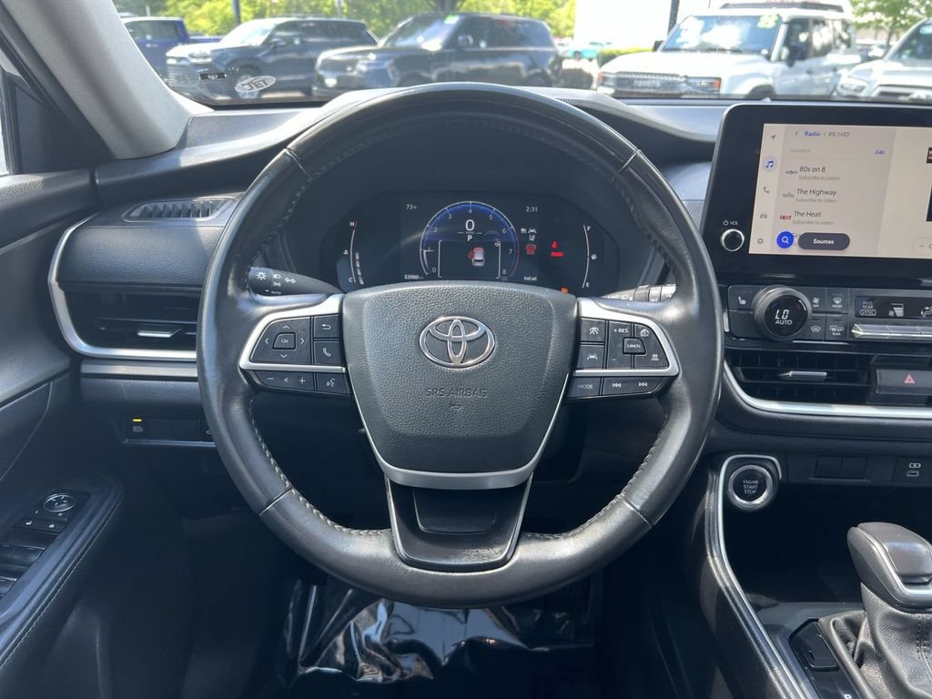 Used 2024 Toyota Grand Highlander AWD image 16