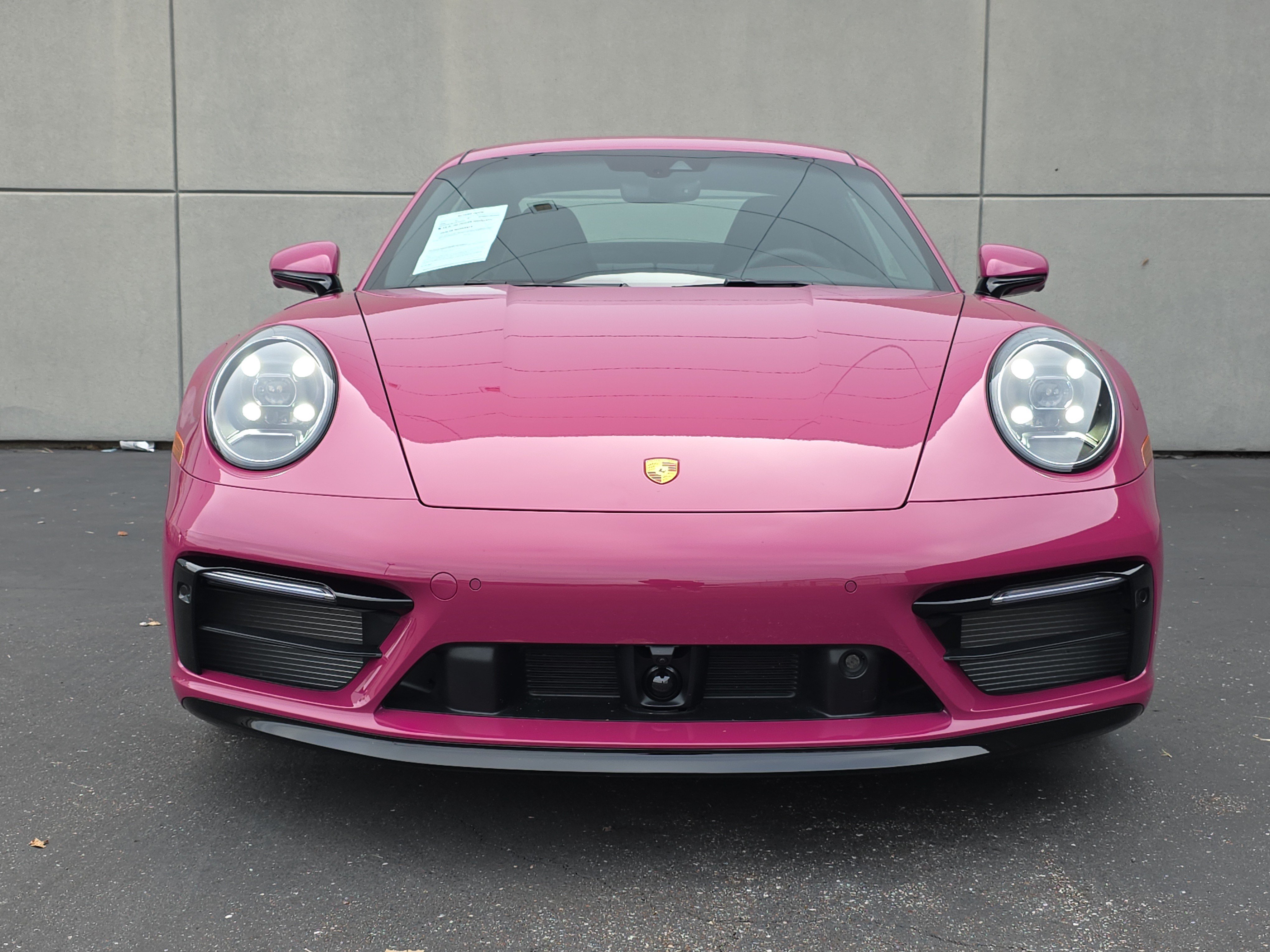 Used 2024 Porsche 911 Carrera RWD image 10