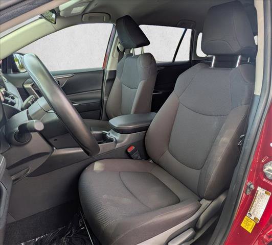 Used 2023 Toyota RAV4 LE AWD/4WD image 15