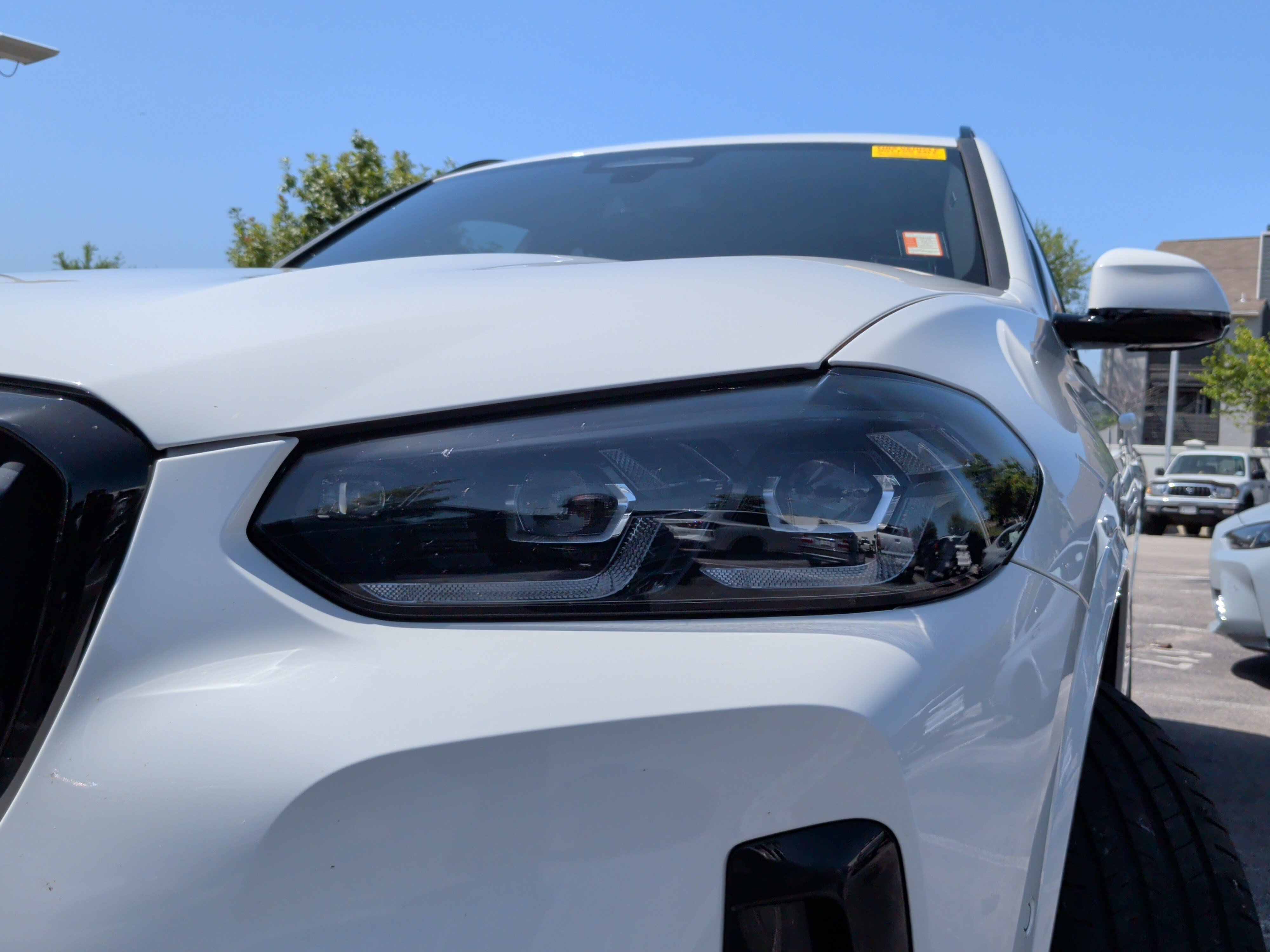 Used 2024 BMW X3 xDrive30i w/ Premium Package AWD/4WD image 3