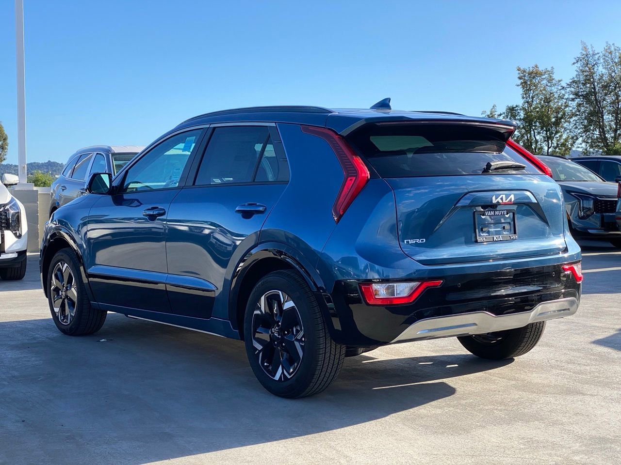 New 2026 Kia Niro Wind FWD image 6
