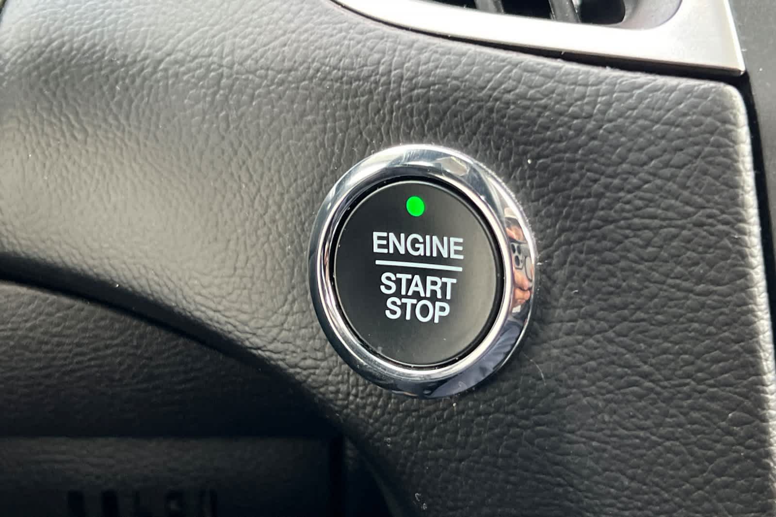 Used 2019 Ford Edge SEL w/ Equipment Group 201A AWD/4WD image 25