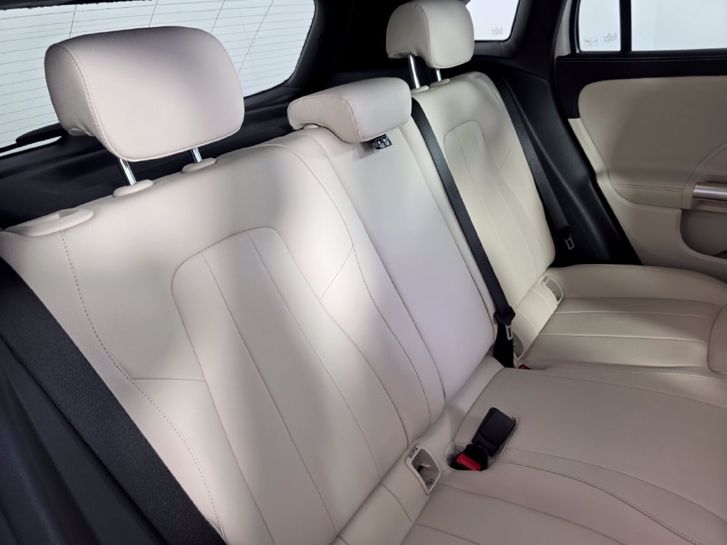 Certified 2024 Mercedes-Benz GLA 250 image 27