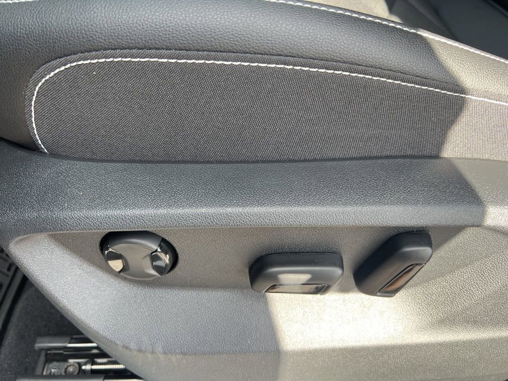 New 2026 Volkswagen Atlas SE image 17