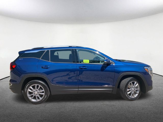 Used 2022 GMC Terrain SLT AWD/4WD image 15