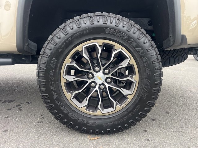 Used 2021 Chevrolet Colorado ZR2 image 9