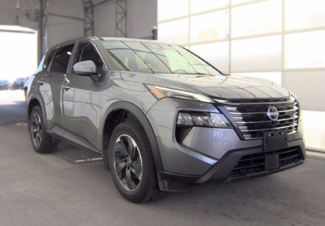 Certified 2025 Nissan Rogue SV FWD image 2