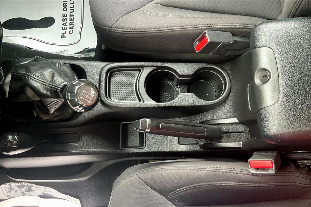 Used 2013 Jeep Wrangler Sport AWD/4WD image 10