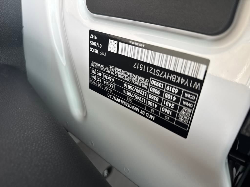 New 2025 Mercedes-Benz Sprinter 2500 image 29
