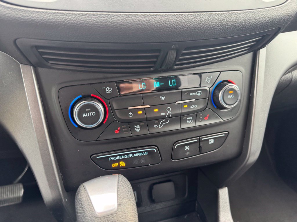 Used 2017 Ford Escape SE w/ SE Cold Weather Package FWD image 13