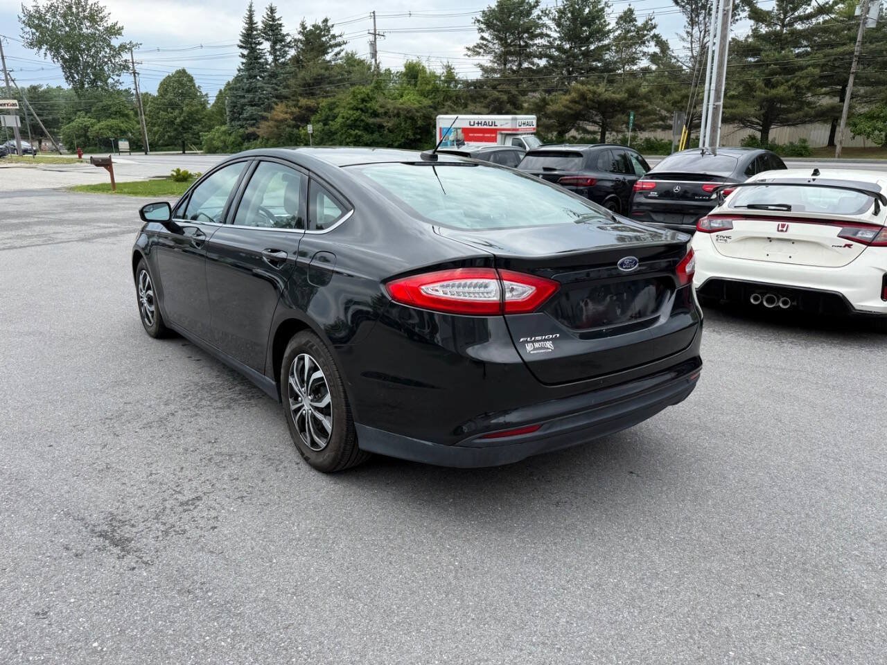 Used 2013 Ford Fusion S FWD image 10