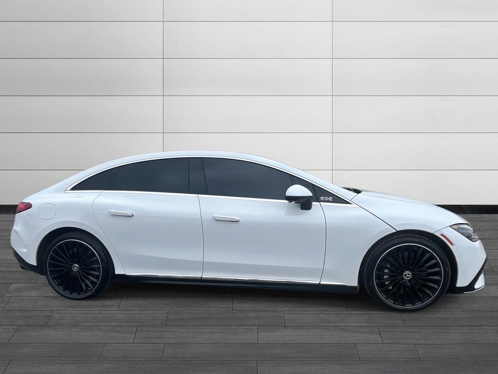 Certified 2023 Mercedes-Benz EQE 500 4MATIC Sedan image 2