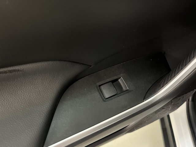 Used 2025 Toyota RAV4 LE FWD image 22