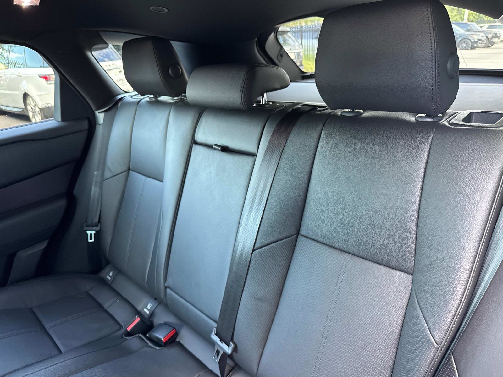 New 2026 Land Rover Range Rover Velar Dynamic SE image 14