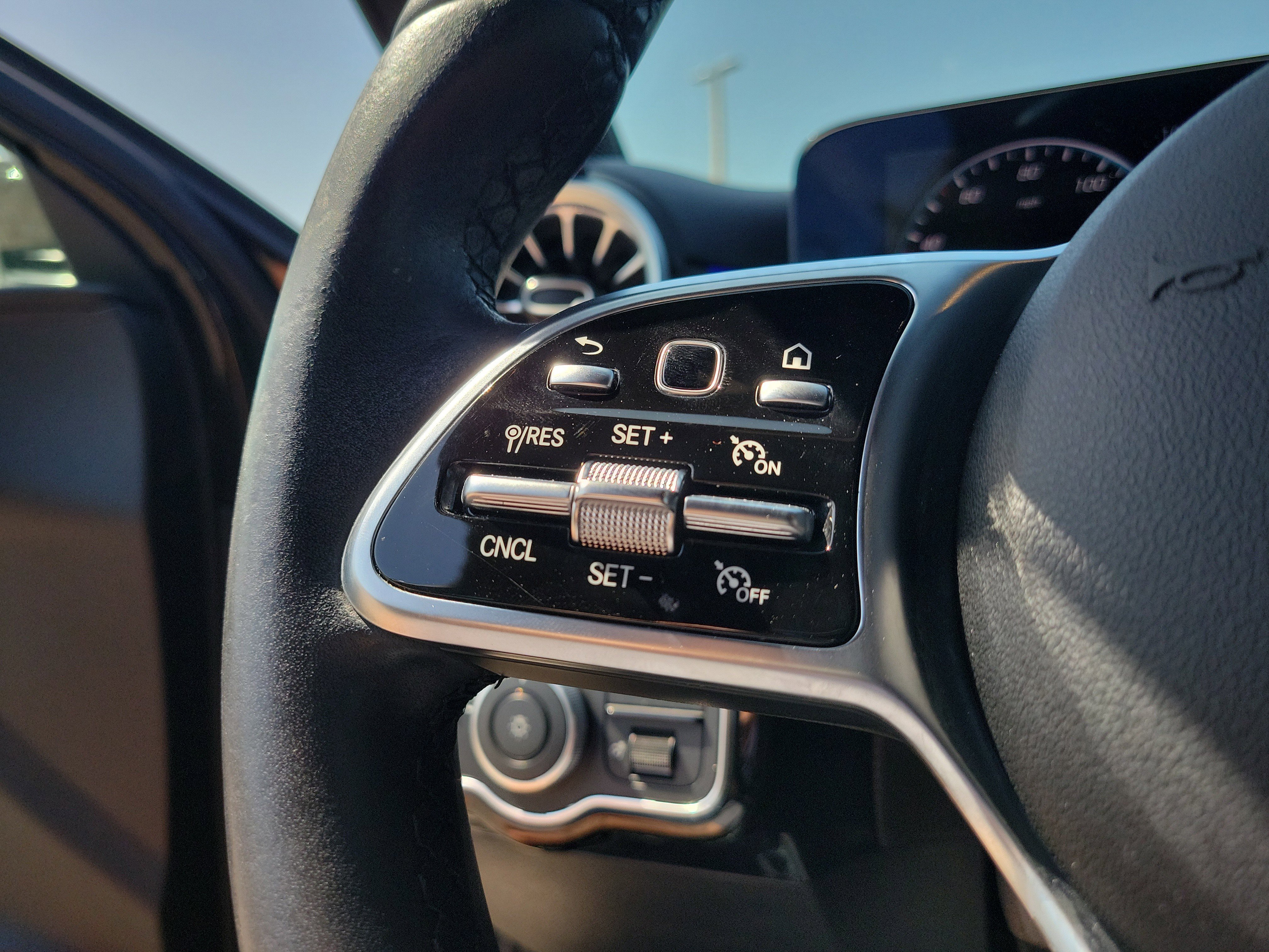 Certified 2022 Mercedes-Benz A 220 image 27