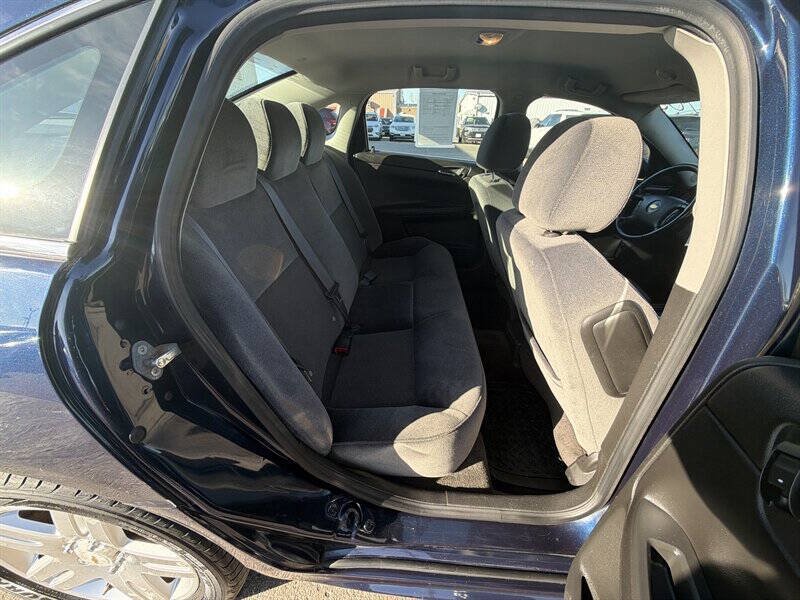 Used 2011 Chevrolet Impala LT FWD image 22