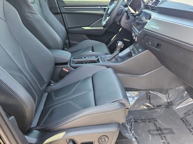 Used 2025 Audi Q3 2.0T Premium w/ Convenience Package image 20