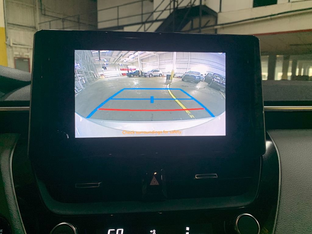 Used 2023 Toyota Corolla SE w/ SE Premium Package FWD image 22