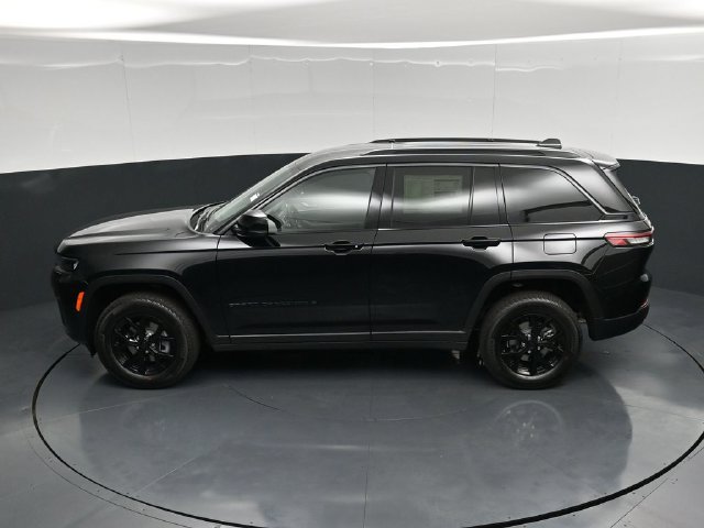 New 2026 Jeep Grand Cherokee Altitude AWD/4WD image 51