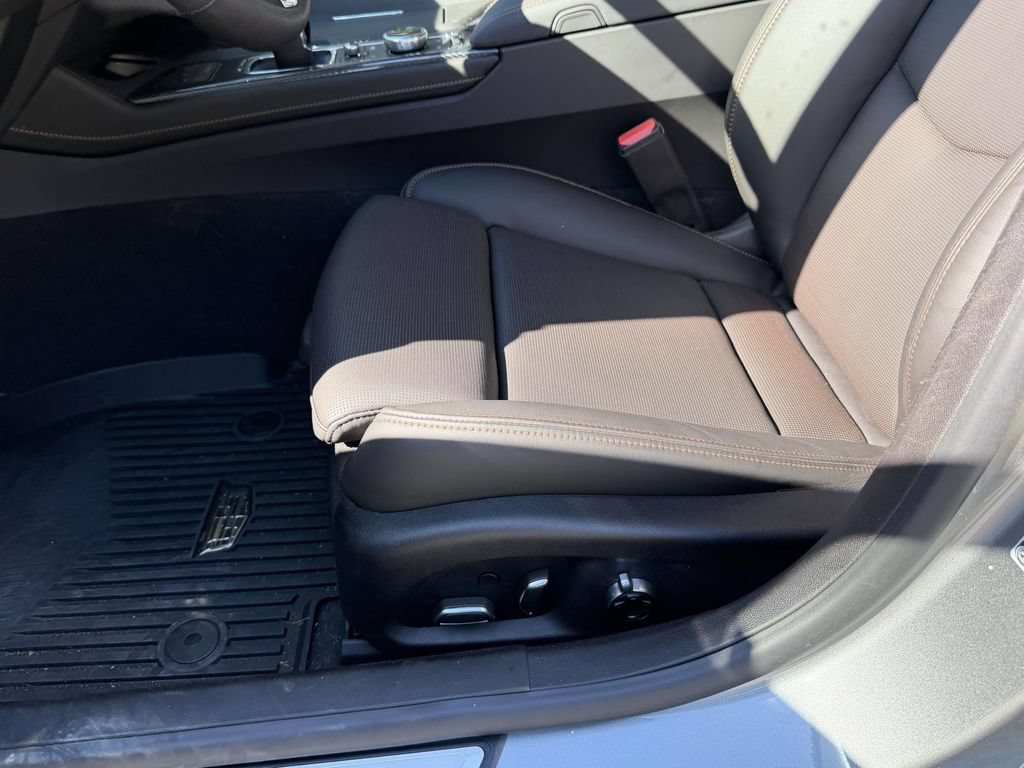 Used 2026 Cadillac CT5 Sport w/ Technology Package RWD image 15