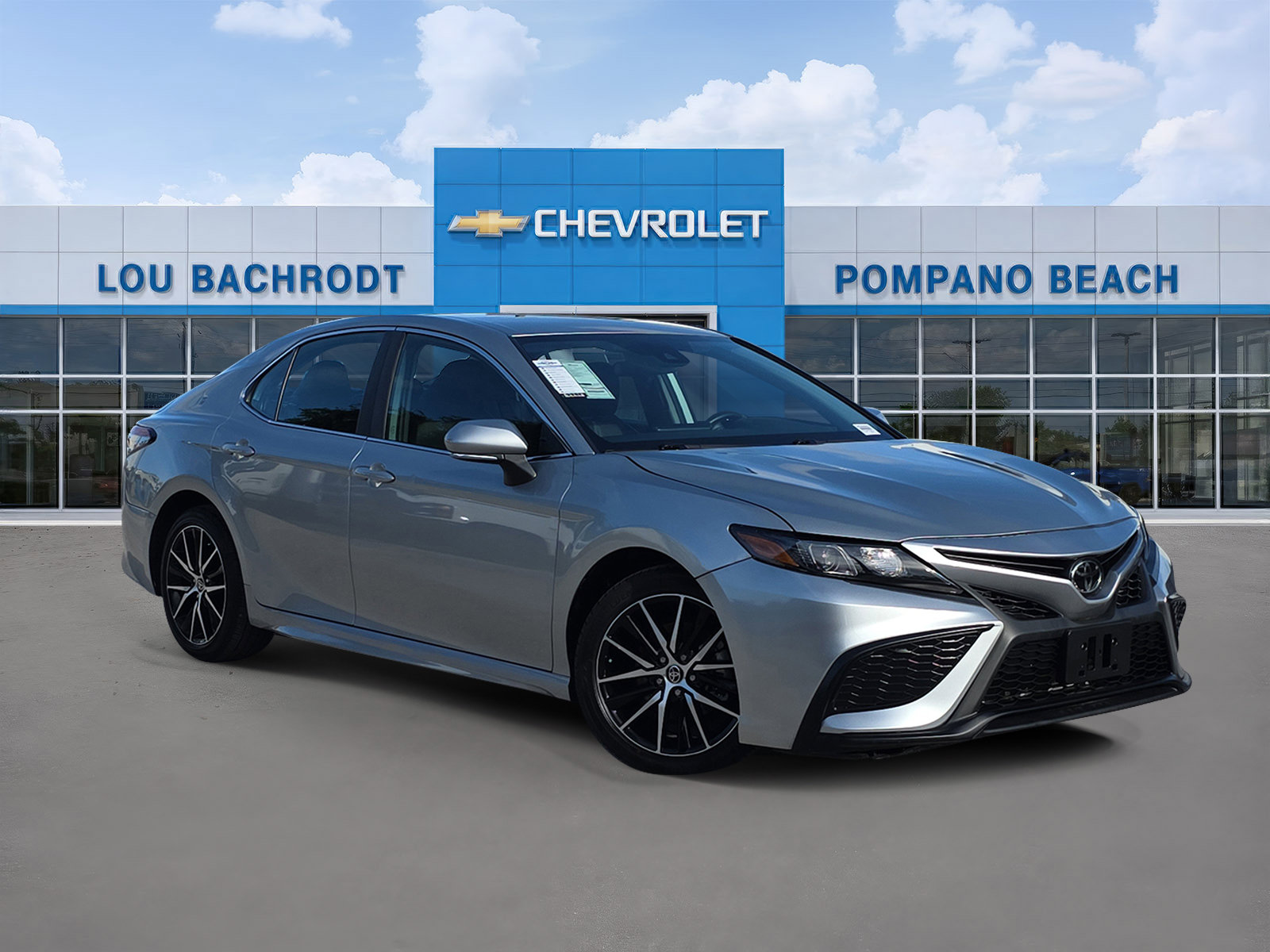 Used 2024 Toyota Camry SE