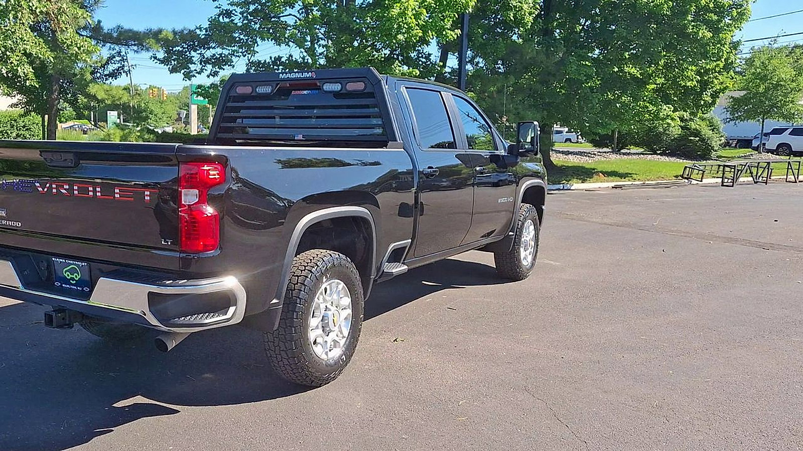 Certified 2023 Chevrolet Silverado 2500 LT AWD/4WD image 2