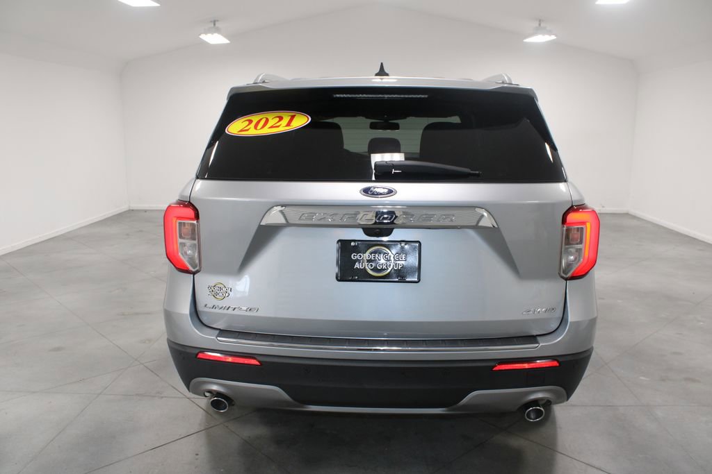Used 2021 Ford Explorer Limited w/ Equipment Group 301A image 8