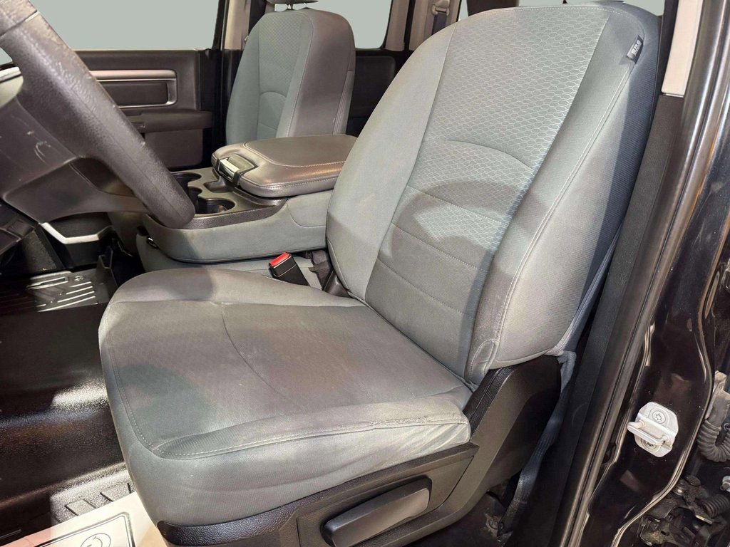 Used 2017 RAM 1500 Classic SLT image 21