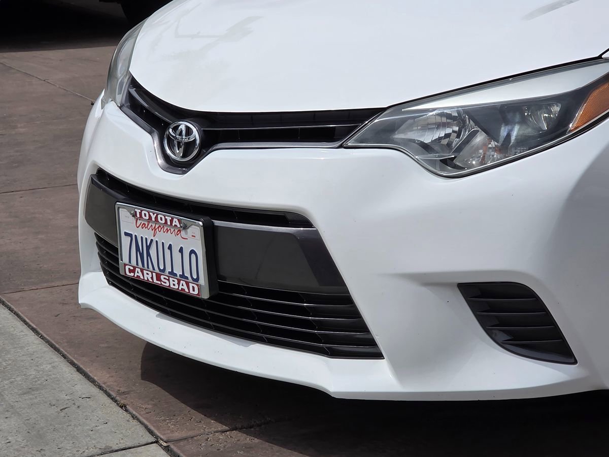 Used 2015 Toyota Corolla LE FWD image 8