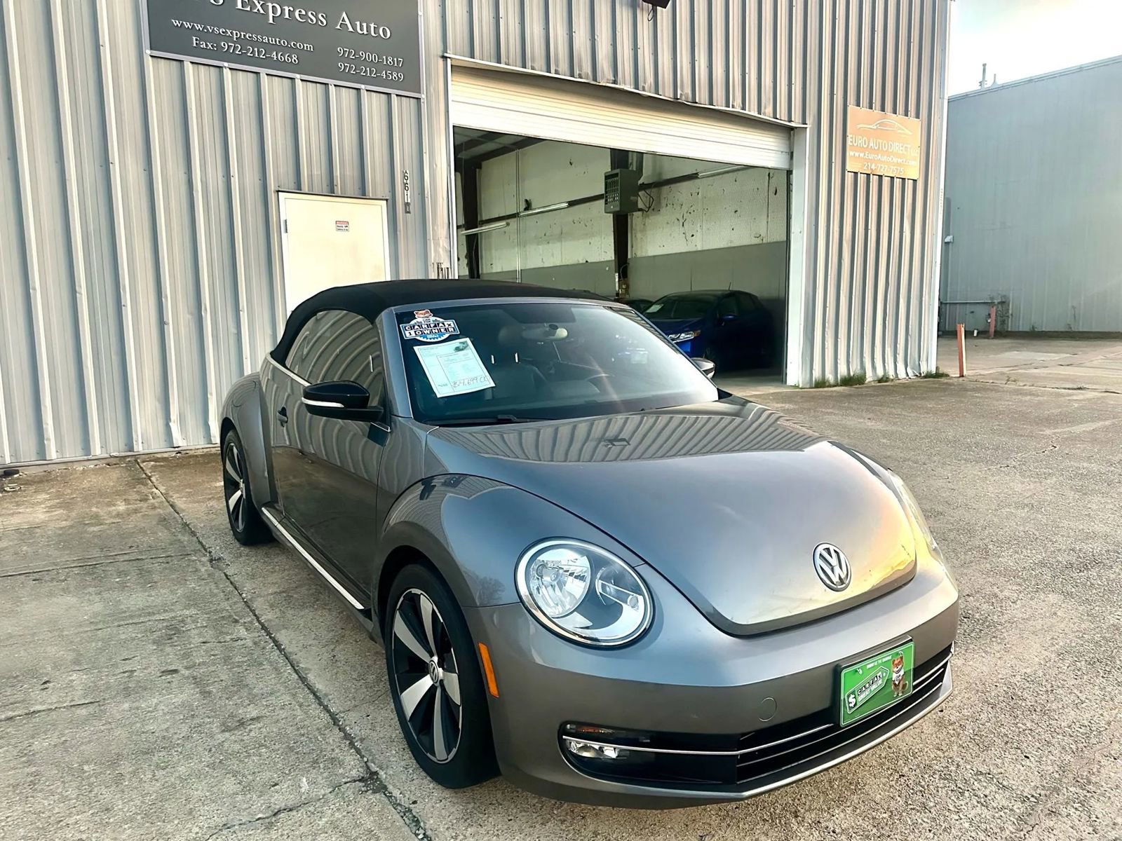 Used 2013 Volkswagen Beetle 2.0T image 12