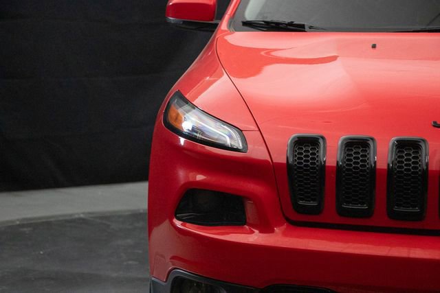 Used 2018 Jeep Cherokee Limited w/ High Altitude Package image 5