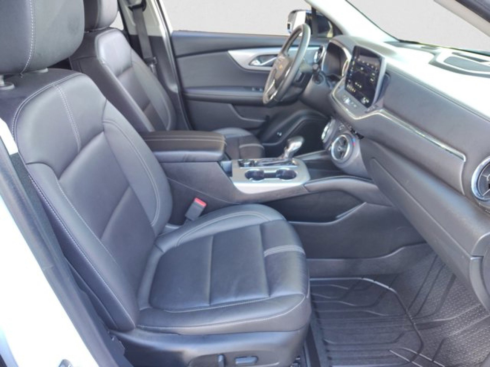 Used 2023 Chevrolet Blazer LT image 20