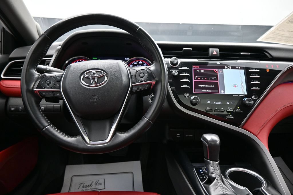 Used 2019 Toyota Camry XSE w/ Navigation Package FWD image 15