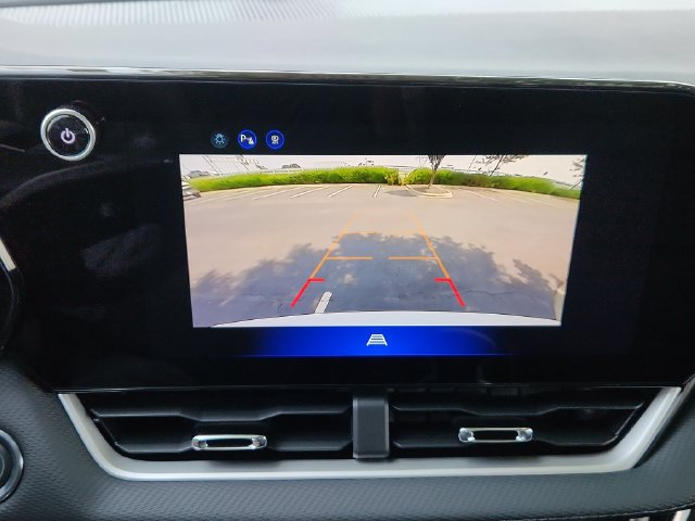 New 2027 Chevrolet Equinox LT w/ LPO, Floor Liner Package FWD image 30