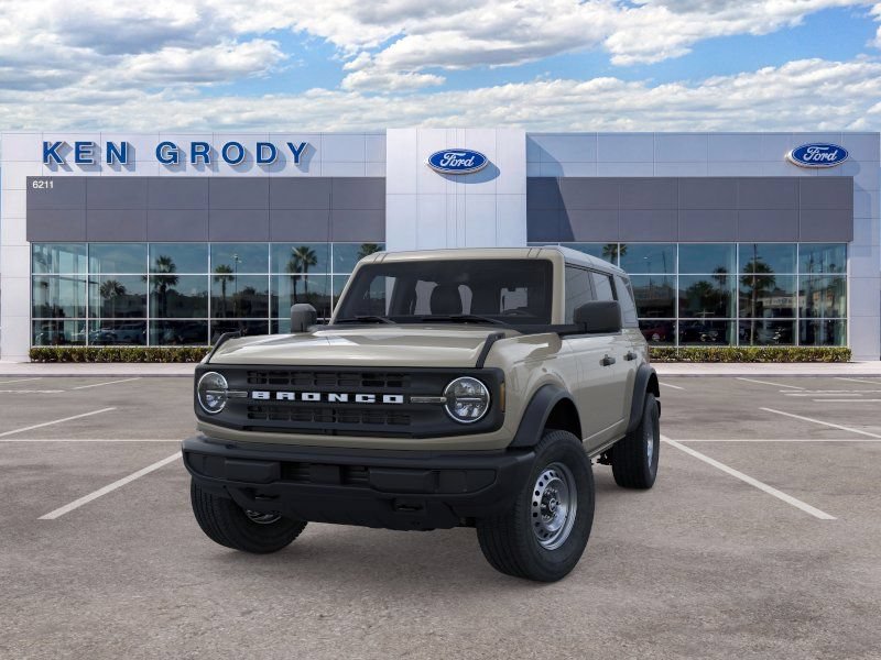 New 2026 Ford Bronco 4-Door AWD/4WD image 3
