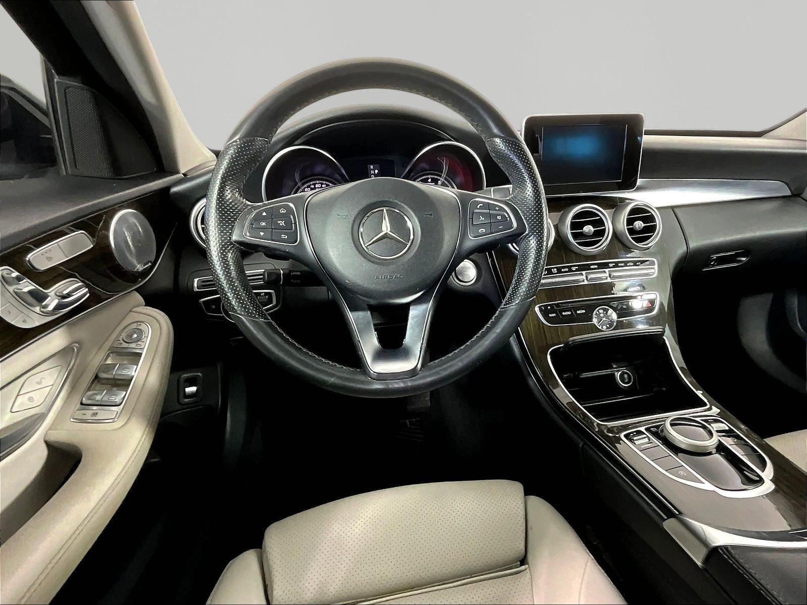 Used 2018 Mercedes-Benz C 300 4MATIC Sedan image 8