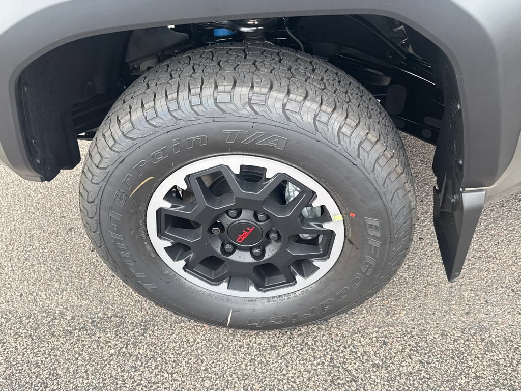 New 2026 Toyota Tacoma TRD Off-Road AWD/4WD image 36