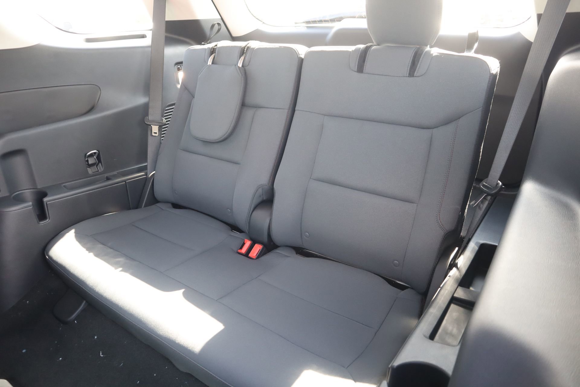 New 2026 Ford Explorer Active RWD image 13