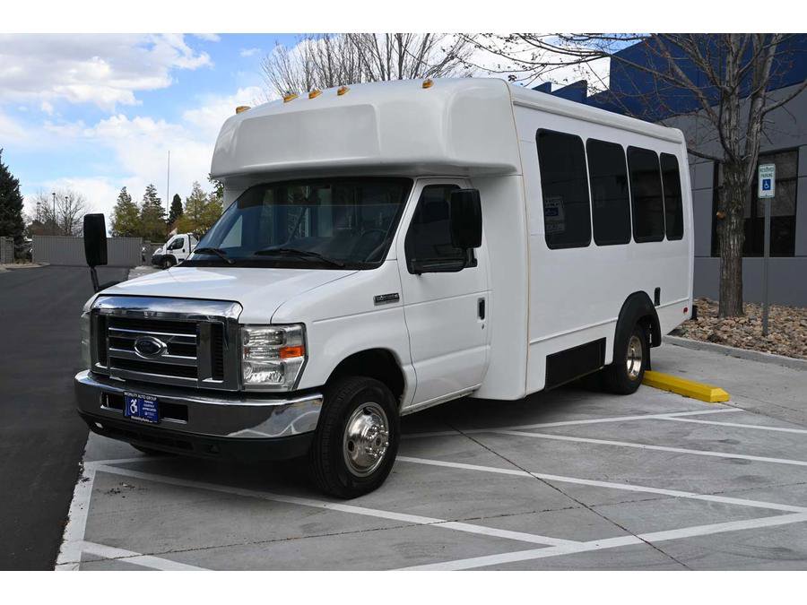 Used 2012 Ford E-350 and Econoline 350 Super Duty w/ Shuttle Bus Prep Pkg RWD image 10
