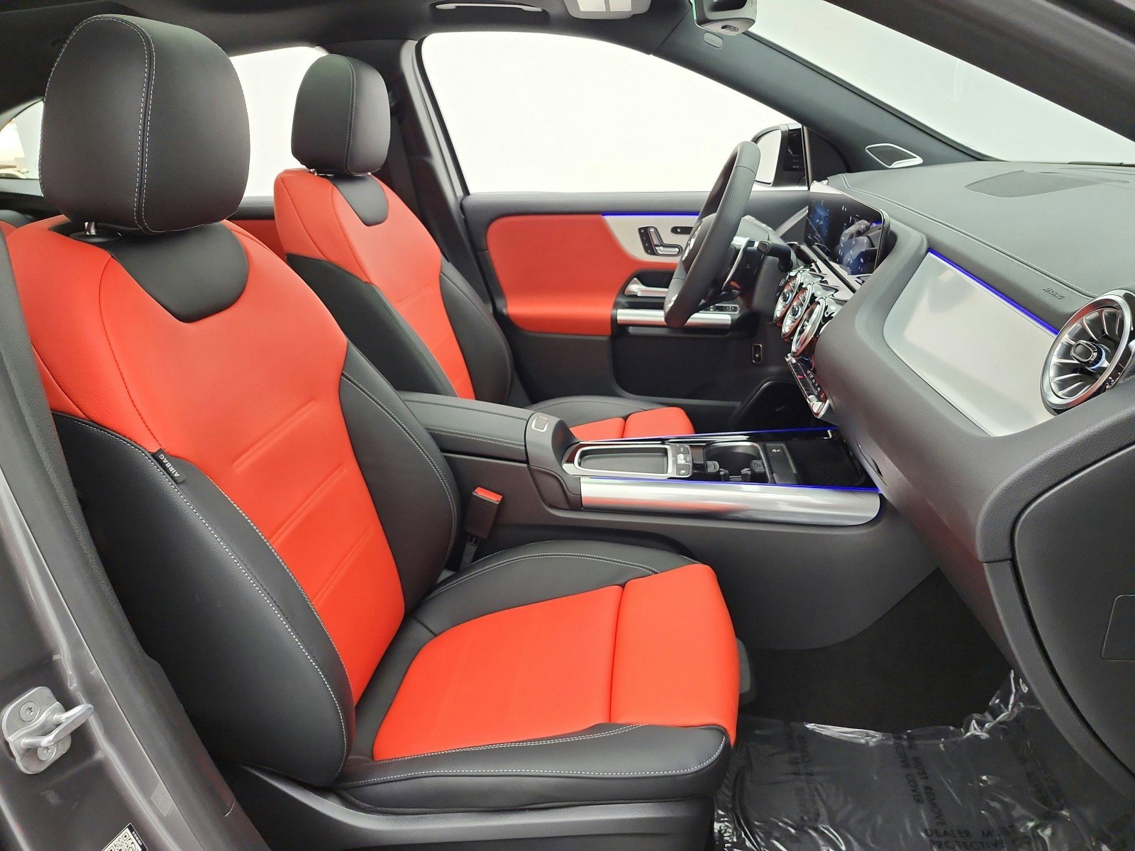 New 2026 Mercedes-Benz GLA 35 AMG 4MATIC image 14