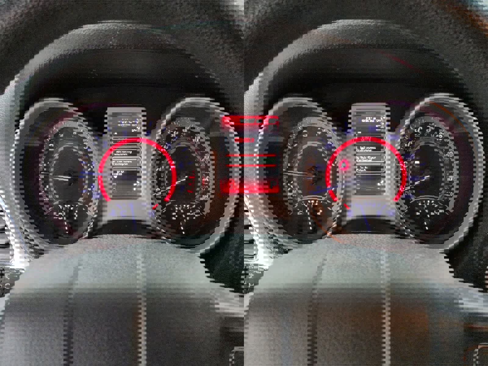 Used 2018 Dodge Journey SE image 31