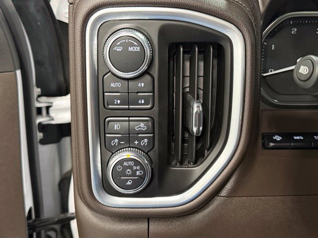 Used 2021 GMC Sierra 2500 Denali w/ Denali Ultimate Package AWD/4WD image 12