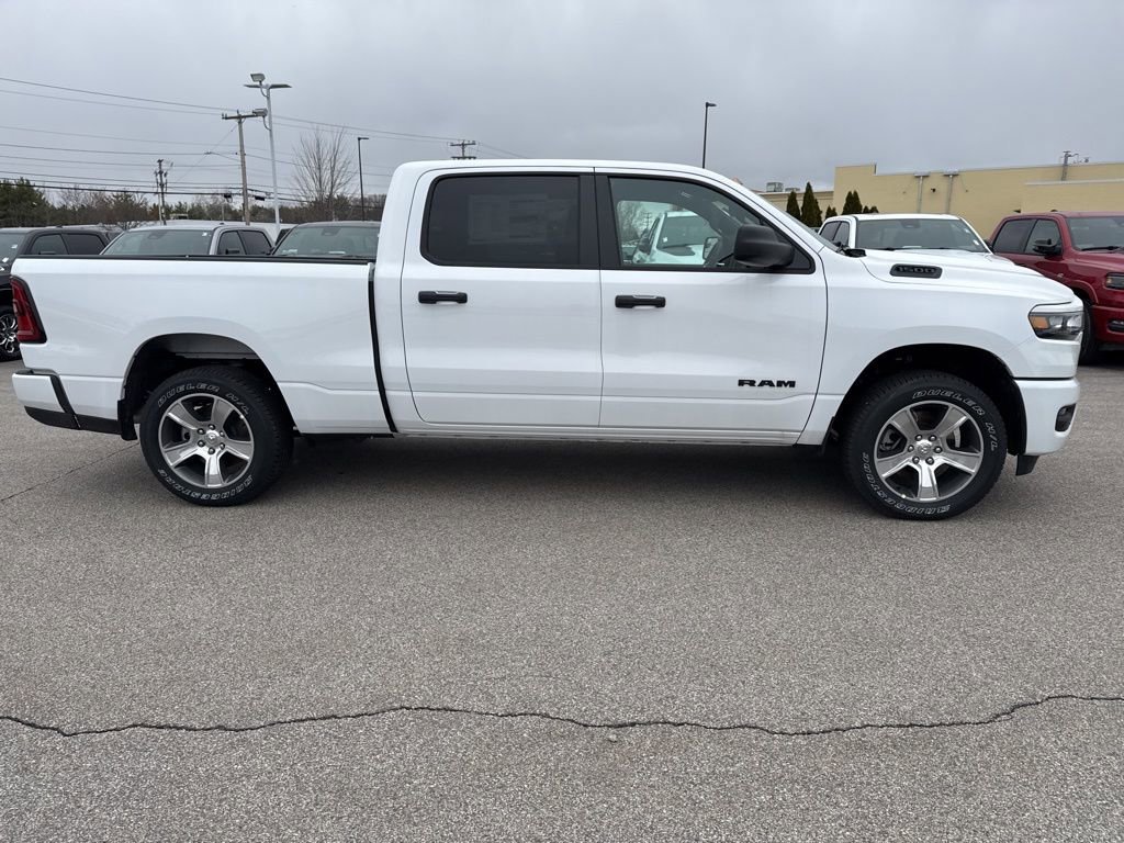 New 2026 RAM 1500 Express AWD/4WD image 6