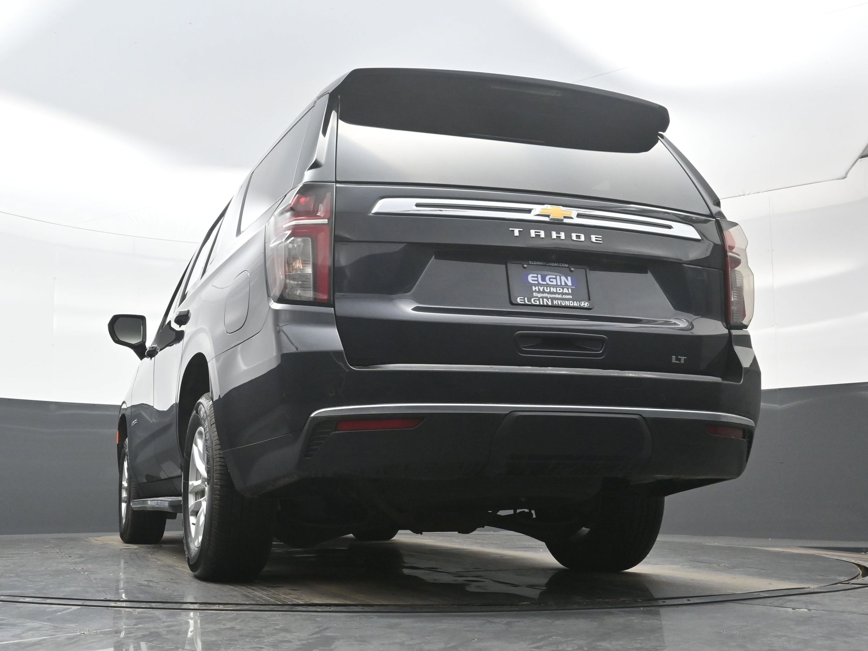 Used 2023 Chevrolet Tahoe LT AWD/4WD image 29