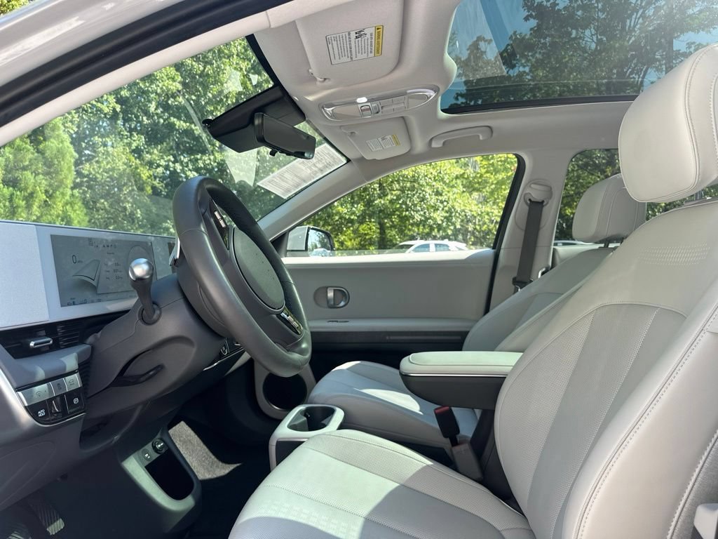 Used 2024 Hyundai Ioniq 5 Limited AWD/4WD image 6
