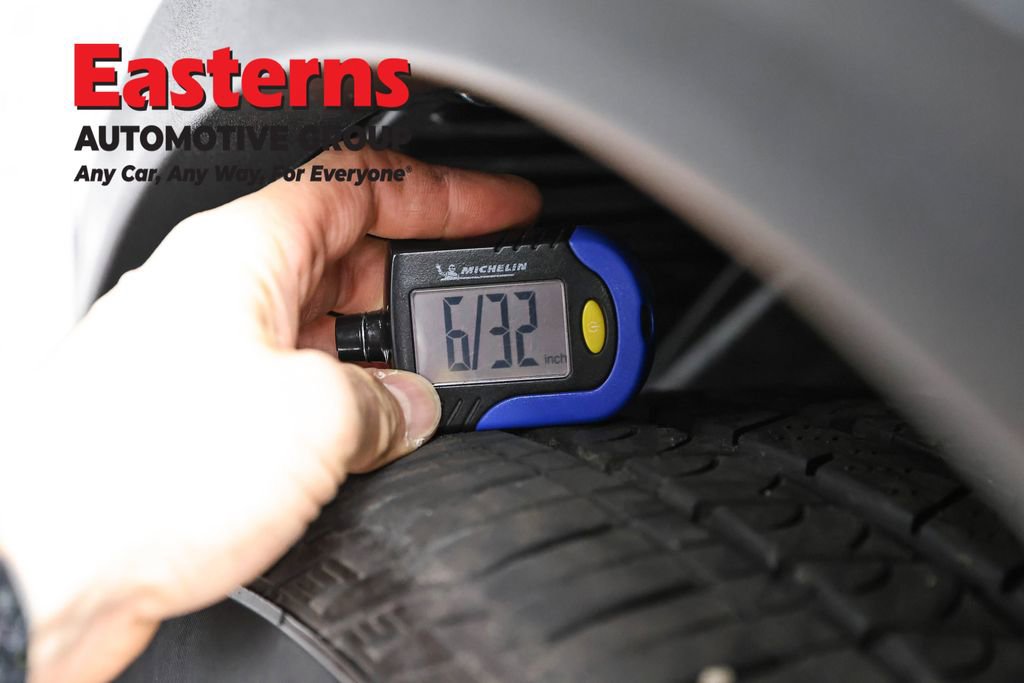 Used 2024 Alfa Romeo Stelvio Sprint AWD/4WD image 29