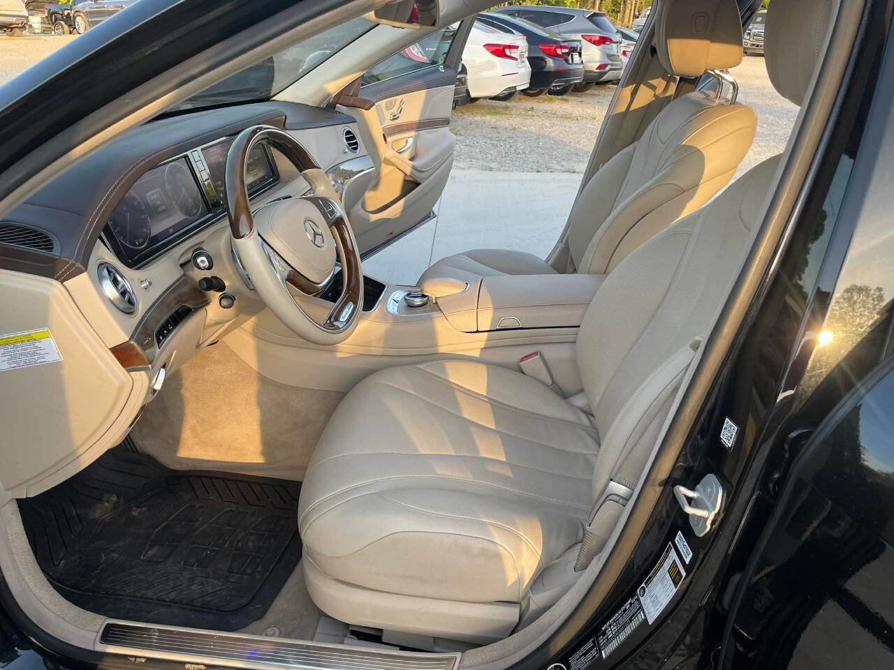 Used 2014 Mercedes-Benz S 550 Sedan image 26