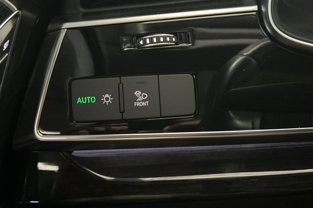 Used 2022 Audi Q7 2.0T Premium w/ Convenience Package AWD/4WD image 34