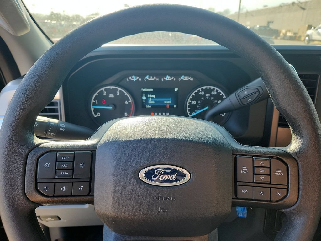 New 2024 Ford F350 XL w/ 360-Degree Camera Package RWD image 9