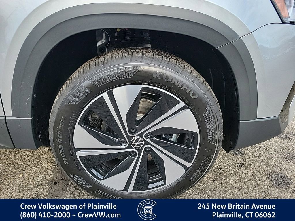 New 2026 Volkswagen Taos SE image 20